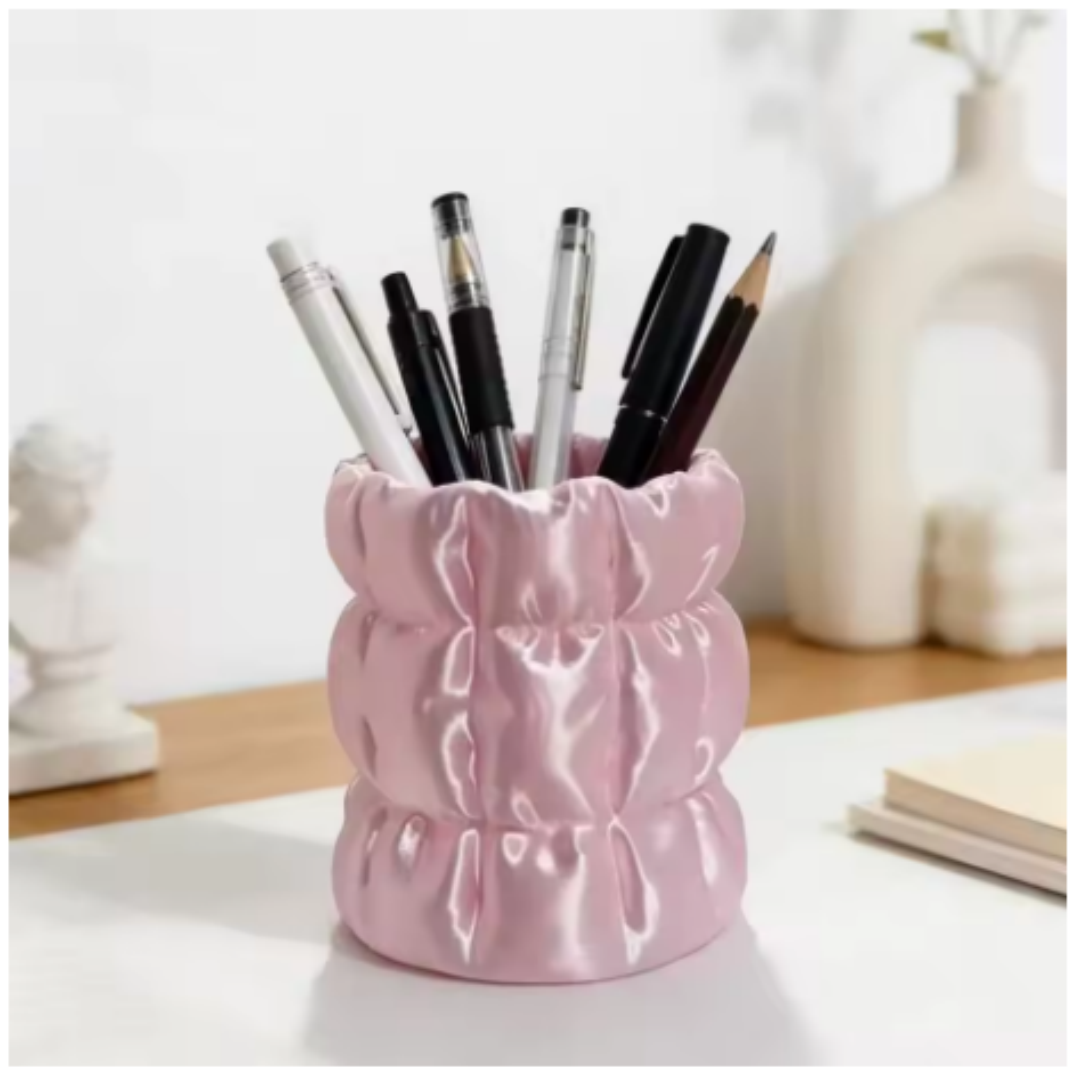 Cloud Ruched Satin Makeup Brus - огляд і ціна Luxury Skincare And Makeup Brands