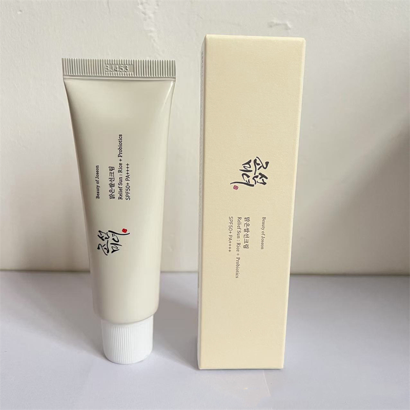 SPF50+ Anti UV Sun Block Facia - огляд і ціна Luxury Skincare Brands