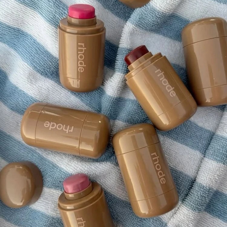 Luxury Brand Pocket Blush Crea - огляд і ціна Luxury Skincare And Makeup Brands
