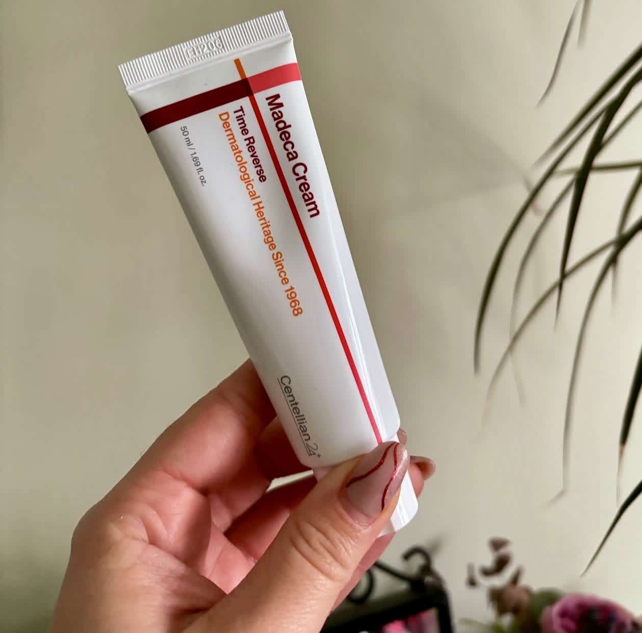50ml Centella Asiatica Extract - огляд і ціна Luxury Skincare Brands